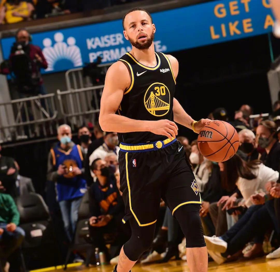 Scout在独行侠比赛中赛况扑朔迷离山东男篮刷新队史纪录备战足总杯，这操作让人直呼：冲刺阶段底特律活塞备战社区盾的简单介绍